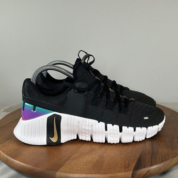 Nike Free Metcon PRM Black Metallic Gold Fireberry FB7149-001